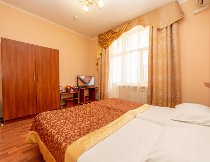 Полулюкс 2-местный 2-комнатный - СОК «Империя»