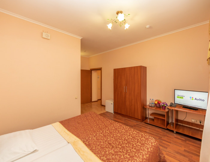 Полулюкс 2-местный 2-комнатный - СОК «Империя»